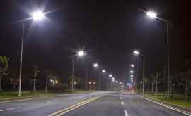 În preajma instituţiilor de învăţămînt va fi reabilitat iluminatul stradal 