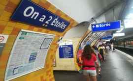 Шесть станций метро переименованы в честь победы сборной Франции