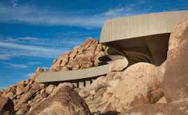 Уникальный дом в пустыне за три миллиона долларов Фото