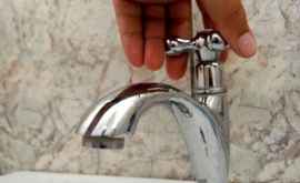 Mai multe străzi din capitală rămîn fără apă la robinet pe 26 iulie