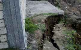 Autoritățile din Comrat în căutarea soluțiilor de stopare a alunecărilor de teren intensificate