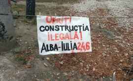 Pe AlbaIulia continuă protestul activ împotriva unei construcții neautorizate