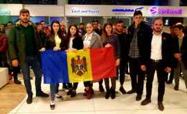 Olimpicii moldoveni întîmpinați la Aeroport FOTO VIDEO