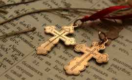 Некоторые депутаты голосуют против веры оставляя кресты в раздевалке