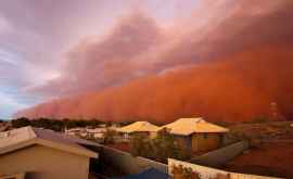 O furtună de nisip a creat haos în Australia VIDEO
