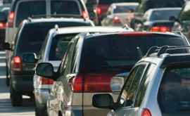 Spania vrea să interzică vînzarea mașinilor pe benzină sau motorină