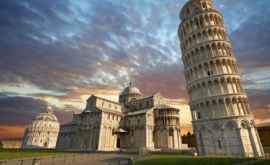 Turnul din Pisa nu mai e la fel de înclinat