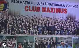 Micii sportivi ai Clubului Maximus vizitați de Moș Crăciun și Fulguța VIDEO
