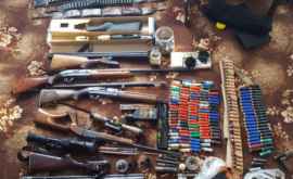 Arme și muniții deținute ilegal descoperite întro casă din Cimișlia