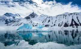 Gheaţa din Antarctica se topeşte de şase ori mai repede