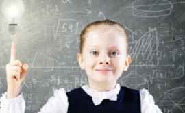 Experții au aflat ce influențează performanța școlară a copilului