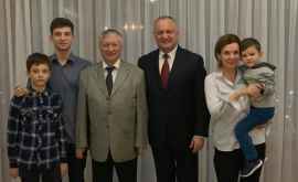 Dodon a jucat șah cu maestrul internațional Anatoli Karpov