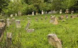 Cimitirele evreiești din Europa și din Moldova vor fi studiate cu ajutorul dronelor
