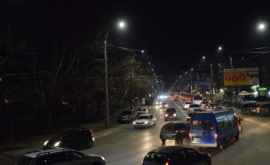 Iluminatul public a fost inaugurat pe strada Kiev VIDEOFOTO