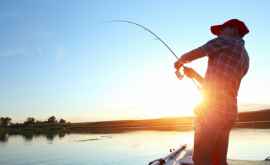 Cît costă și care este procedura de obținere a permisului de pescuit 