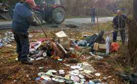 Начался вывоз мусора с Мунчештской улицы в Кишиневе
