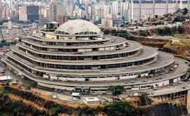 Фантастический вид здания национальной разведки Венесуэлы