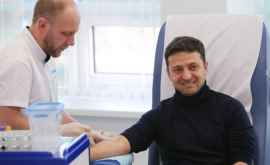 Poroșenko și Zelenski au hotărît să treacă testele la alcool și droguri