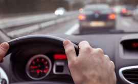 Şoferii încalcă tot mai mult Regulamentul circulaţiei rutiere