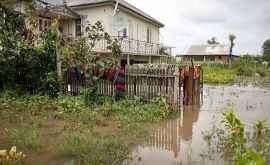 Дамбу возле села Деренеу прорвало изза сильных дождей ВИДЕО
