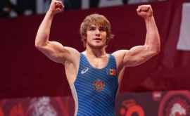 Un moldovean a cîștigat medalia de aur la Campionatul European la lupte printre cadeți