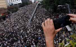 Hong Kongul se pregăteşte de o grevă generală 