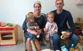 Dodon ia cerut lui Macron să contribuie la reîntoarcerea copiilor unei familii de moldoveni