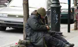 În perioada rece persoanele fără domiciliu pot benefica de adăpost și hrană caldă 