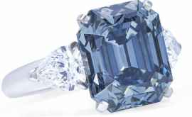 Un inel cu un diamant de șapte carate a fost vîndut pentru 11 milioane de dolari