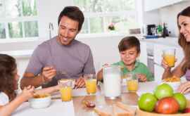 Ce ar trebui să conţină micul dejun al copiilor pentru a învăţa bine