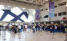 Chicu și alți oficiali moldoveni blocați pe aeroportul din București