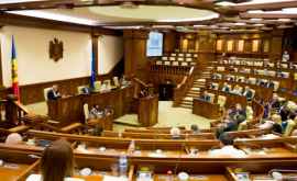 Se colectează semnături pentru ședința extraordinară a Parlamentului 