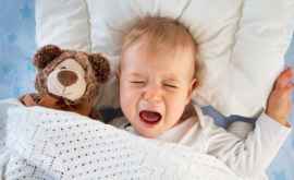 Cauze şi soluţii referitoare la agitaţia bebeluşilor în somn