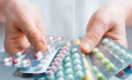 Аптеки не справляются со спросом на противовирусные препараты