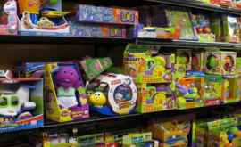Zeci de mii de jucării periculoase retrase din magazinele din țară