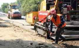 В столице начались работы по ремонту дорог