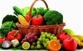 Cum scapi de pesticidele de pe fructe și legume