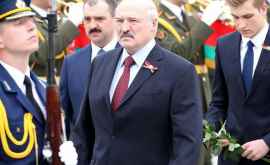 Лукашенко не отменит парад 9 мая