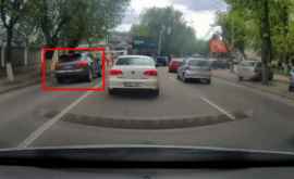 Un șofer filmat cum zboară pe contrasens prin Capitală VIDEO
