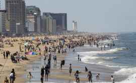 Коронавирус в мире страны Европы открывают пляжи