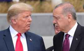 Erdogan acuză afirmaţiile mincinoase şi manipulatoare din cartea lui John Bolton
