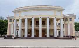 Cine a stat la originile teatrului din Tiraspol