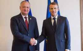 Igor Dodon la feicitat pe Emmanuel Macron cu ocazia Zilei Naţionale a Franţei