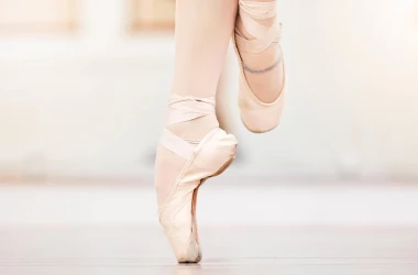 Record elegant: Cum au dansat sute de balerine