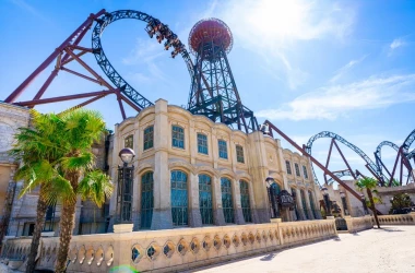Roller coasterul cu cea mai abruptă pantă din lume: unde se va deschide mîine