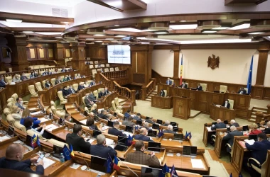 Ряд законодательных инициатив оппозиции отклонен парламентским большинством
