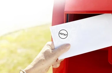 Молдова внедрит голосование по почте. В каких странах его применят 