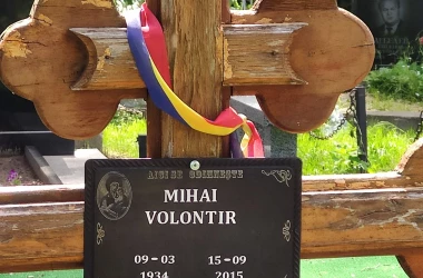 Cînd va fi instalat un monument la mormîntul lui Mihai Volontir?