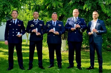 Сотрудники молдавской полиции награждены послом Франции
