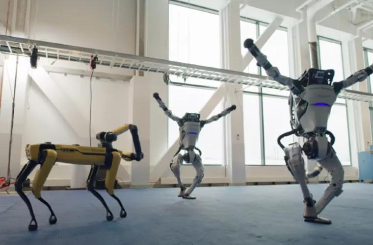  ,   :   Boston Dynamics   
